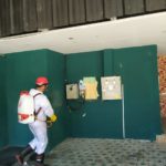 PMI Babel Semprotkan 680 Liter Disinfektan ke Teluk Bayur dan Parit Enam