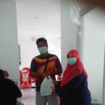 Peringati HUT Kemerdekaan RI, UTD PMI Pangkalpinang Berikan 75 Bingkisan ke Pendonor