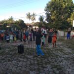 KSR PMI IAIN SAS Salurkan Sembako ke Warga Labuh Air Pandan