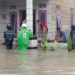 Respon Banjir, PMI Bangka Kerahkan Relawan Bantu Masyarakat Sungailiat