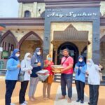 Peringati Hari Relawan, PMI Pangkalpinang bagikan Disinfektan ke 50 Masjid