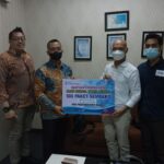 Dukung Vaksinasi Covid-19 di Beltim, PMI Babel Terima 500 Paket Sembako dari Bank Sumsel Babel