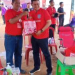 Bupati Basel Antusias Mendonorkan Darah di Pulau Lepar