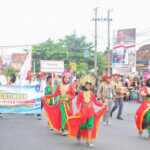 Parade Pawai Budaya Jumnas PMR IX, Kontingen Babel jadi Pusat Perhatian Bupati dan Masyarakat Lampung Selatan