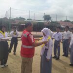 Puluhan Anggota PMR Wira Babar Dilantik, Ini Pesan Waka PMI Babar Sidarta